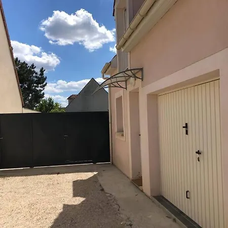 Maison Entiere 5 Mn Roissy Cdg/15 Mn Parc Asterix * Le Mesnil-Amelot